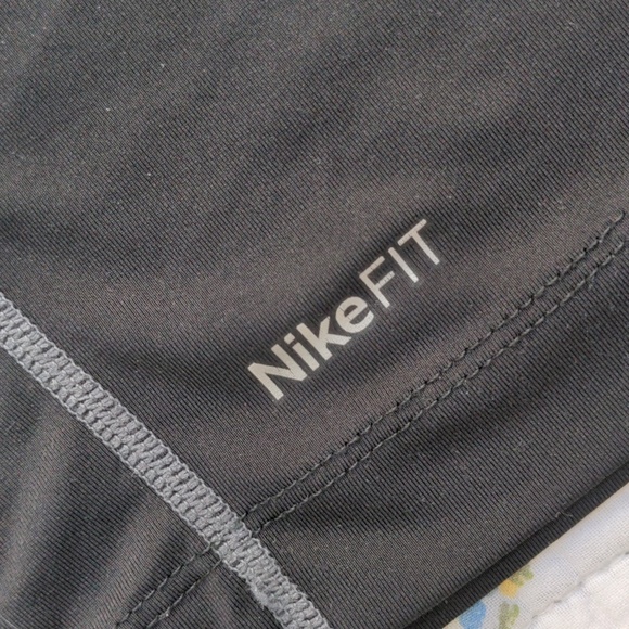 Nike Pro Fit Long Sleeve Shirt, Sz Small, Black - Picture 4 of 6